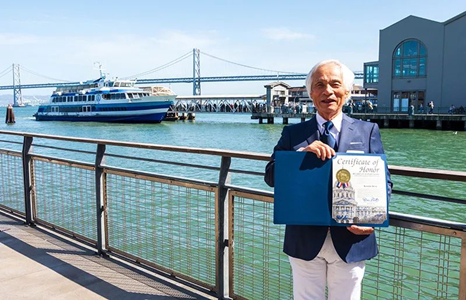 83-летний японец Хэм в одиночку переплыл Тихий океан
